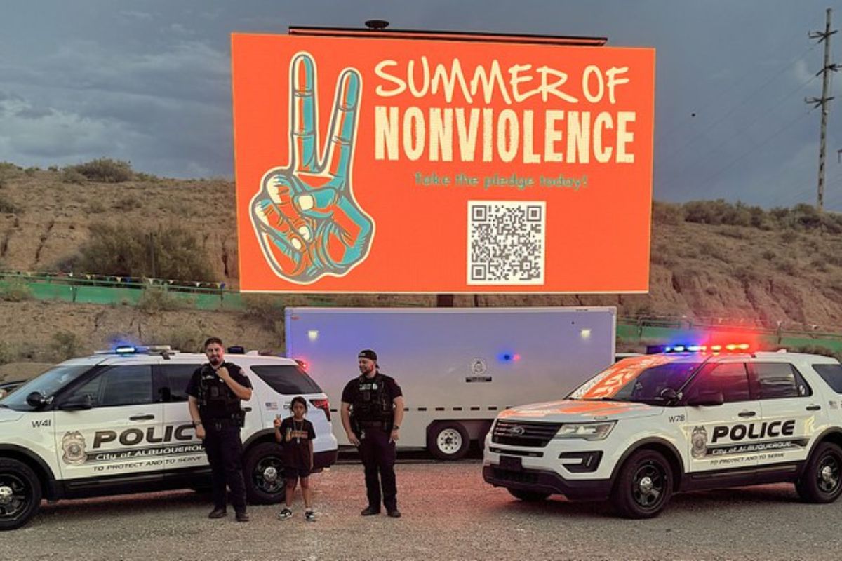 Families can catch a free screening of 10 Things I Hate About You under the stars Wednesday night at Balloon Fiesta Park. The event, part of the ongoing Summer of Nonviolence series, kicks off at 6:30 p.m. in the east parking lot, with the film starting at 8 p.m.