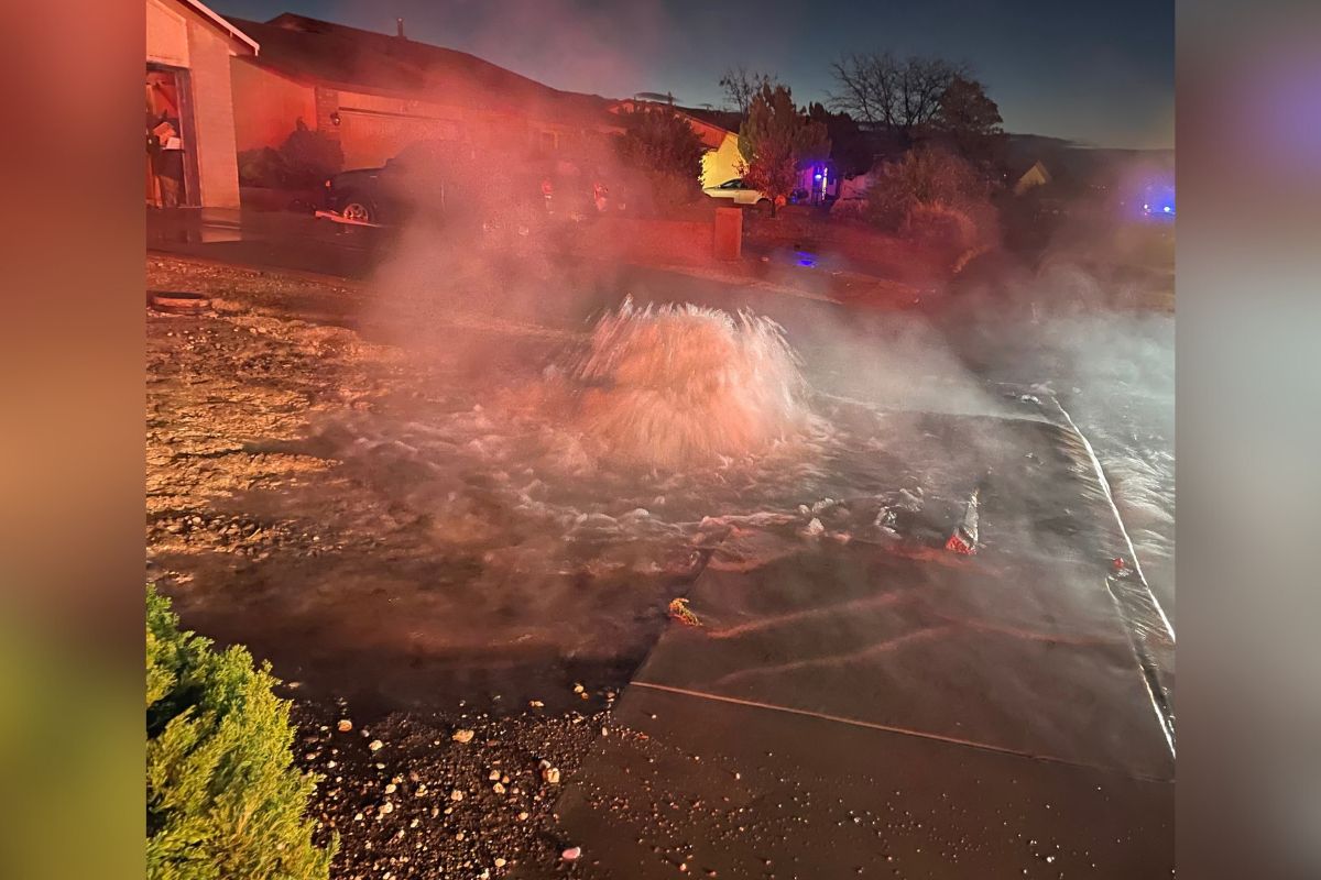 A major water main break near the intersection of Western Hills Drive and Lema Road is causing service disruptions and road closures in Rio Rancho, city officials announced Friday morning.