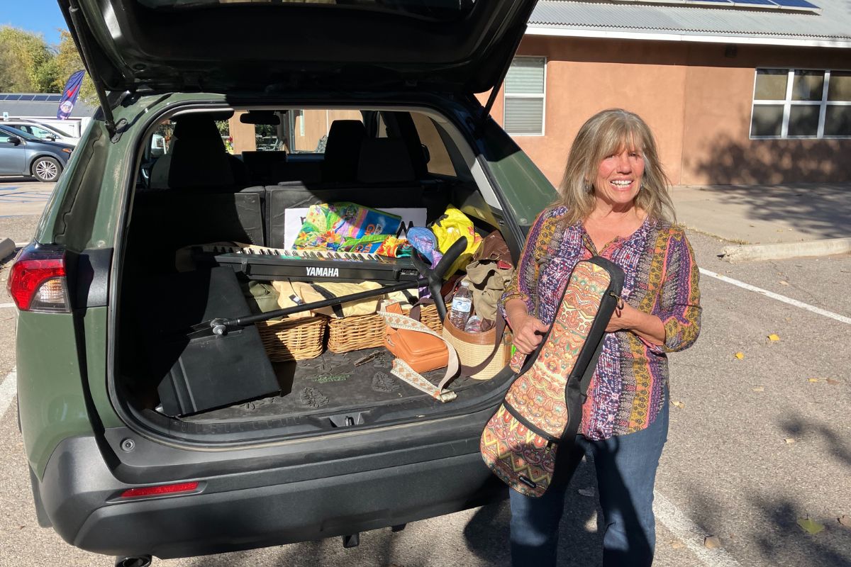 Cheryl Waddy in front of her Music Mobile. (Kathy Baruffi)